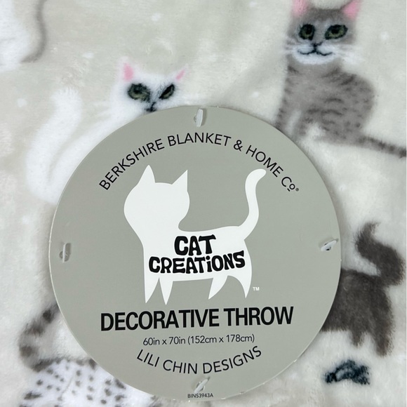 Berkshire - ‘Gray Cats/ Pink ears’ Plush Throw. 60“ x 70“. NWT. Firm! No offers! - Picture 2 of 2